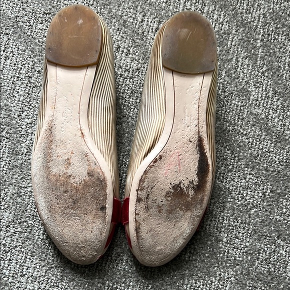 Salvatore Ferragamo Red and Cream Flats with Bow Detail - Picture 5 of 6
